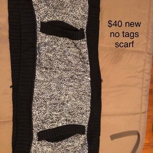 Lululemon scarf/shawl